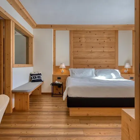 Maribel Hotel Madonna di Campiglio Exterior photo